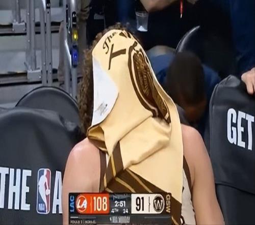 青岛男篮横,扫广州男篮,再掀高潮对,开云365,KaiYun365,开云365注册网址,开云365app,开云365官网,开云365网站,开云365下载